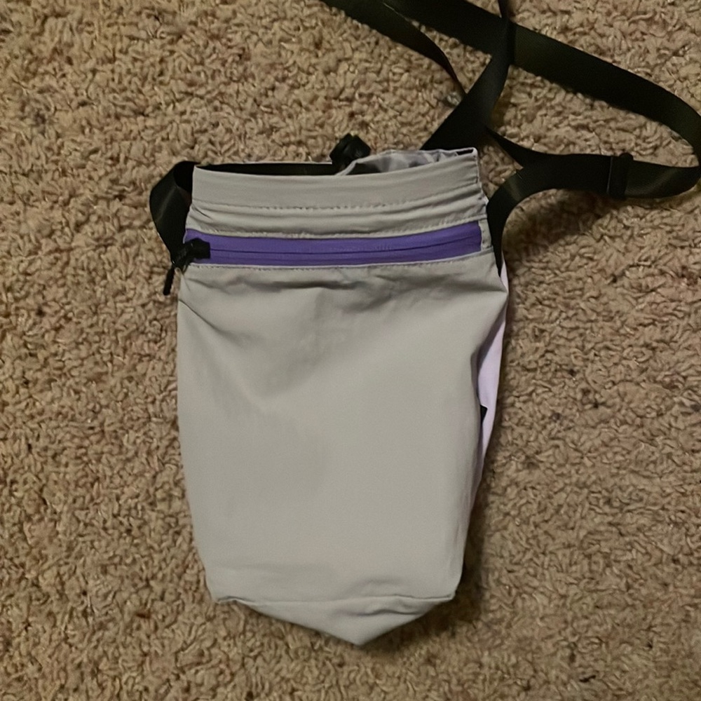Lululemon Water bottle bag